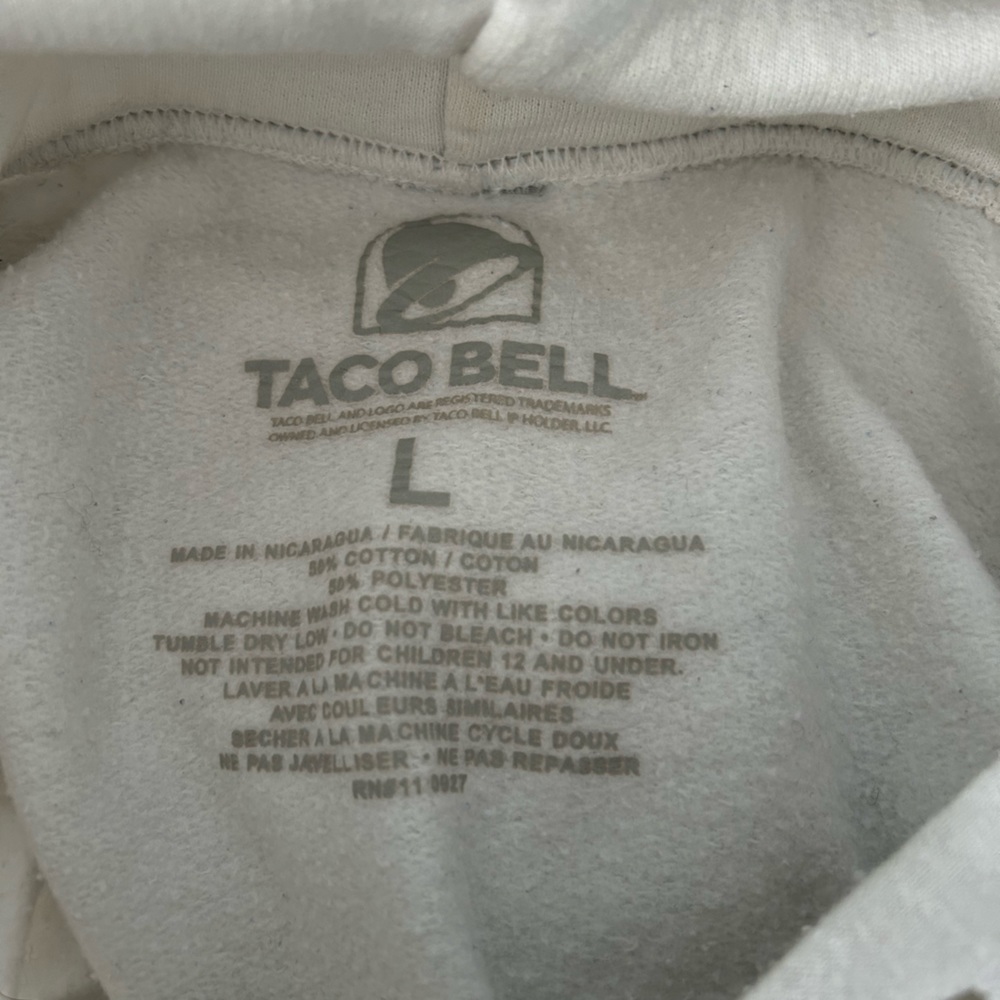 Man’s white hoodie - Picture 2 of 2